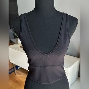Lululemon Power Pivot Tank Black 8